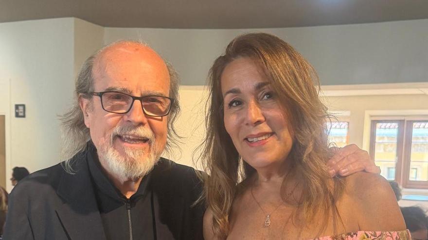 Javier Simorra, diseñador de moda y fundador de la marca que lleva su nombre: "El 15% de la ropa que se fabrica no se va a vender jamás"