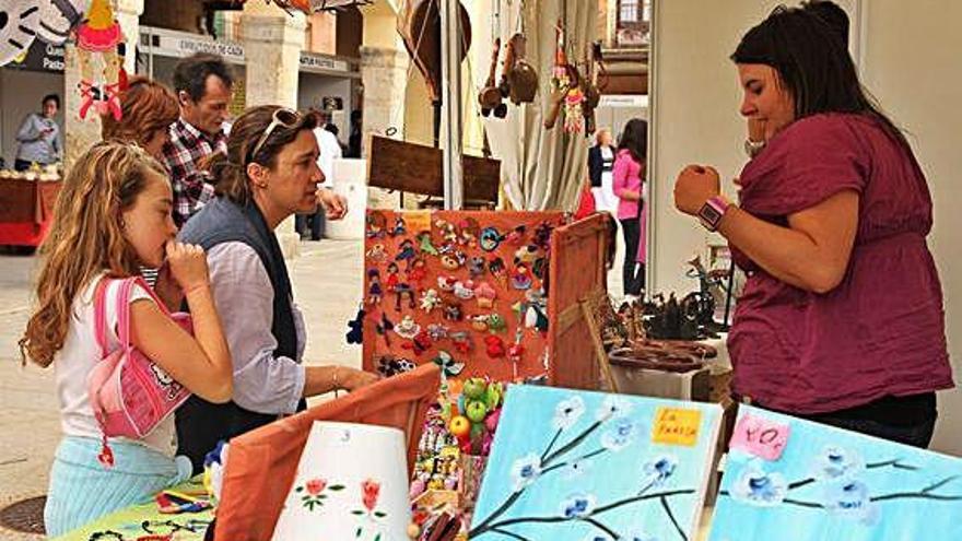 Un stand de la Feria Multisectorial en una pasada edición.