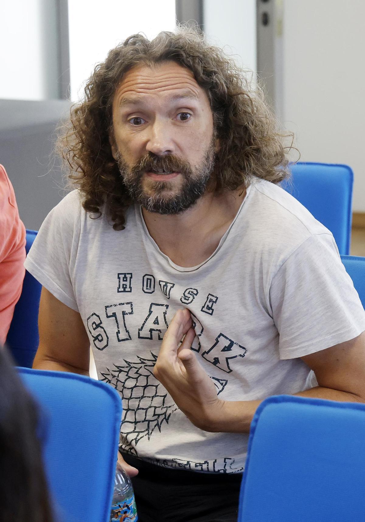 Encuentro de suscriptores de FARO con su jefe de Deportes, Juan Carlos Álvarez