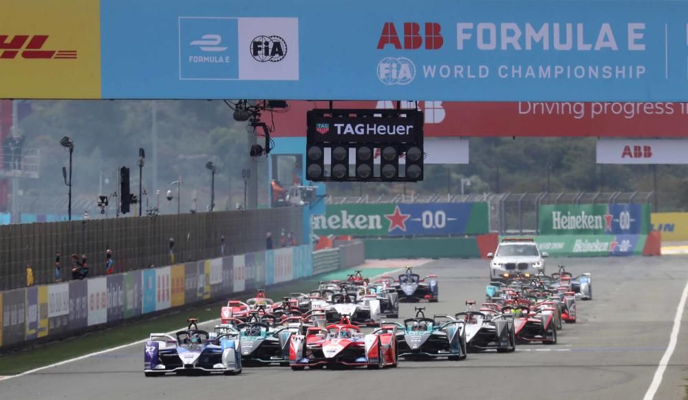 Domingo de carreras en Cheste con la Formula E