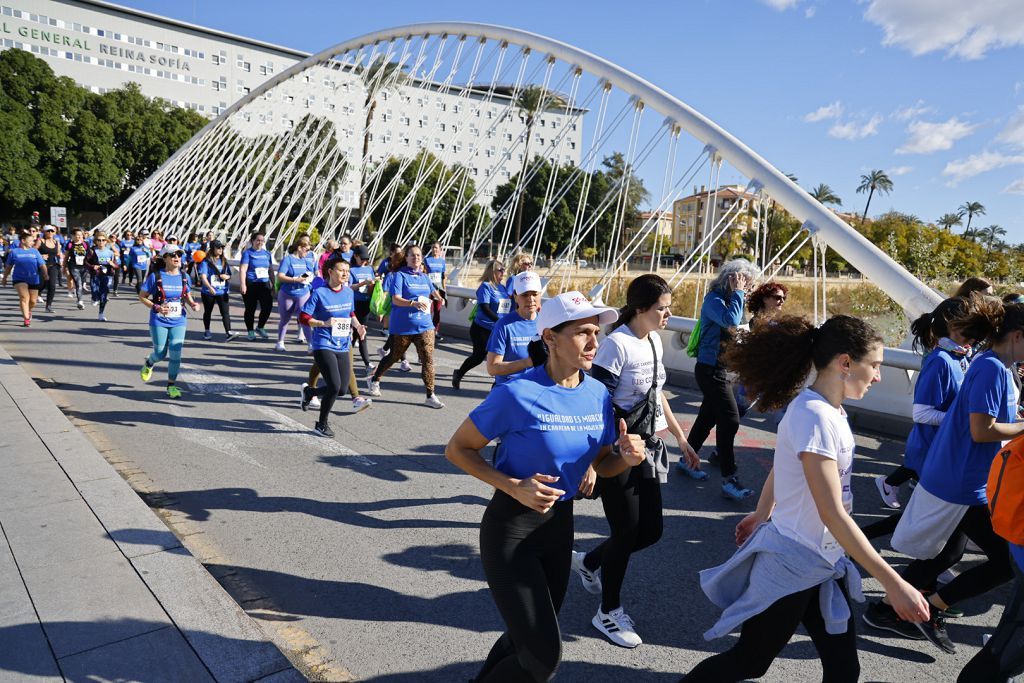 Imágenes del recorrido de la Carrera de la Mujer: avenida Pío Baroja y puente del Reina Sofía (I)