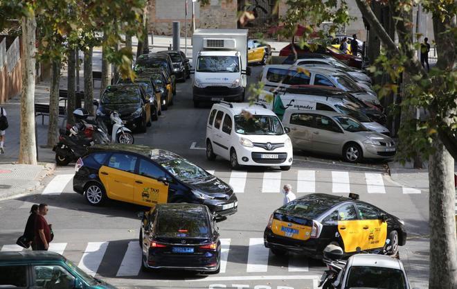 Augmenta la superfície restringida al trànsit a l’entorn del parc Güell