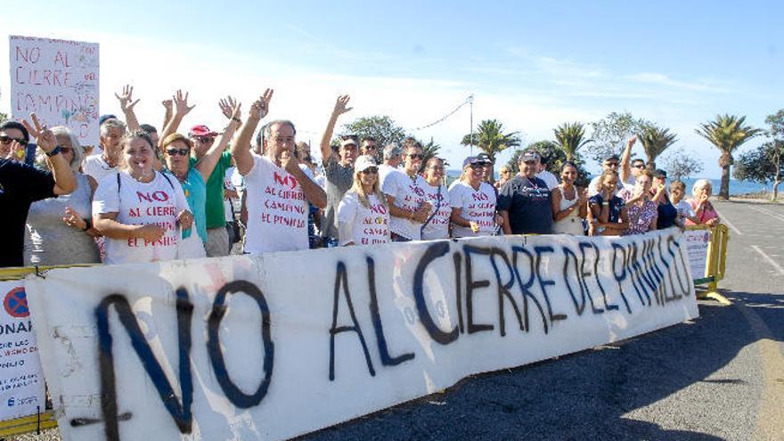 El camping de El Pinillo lucha contra su cierre