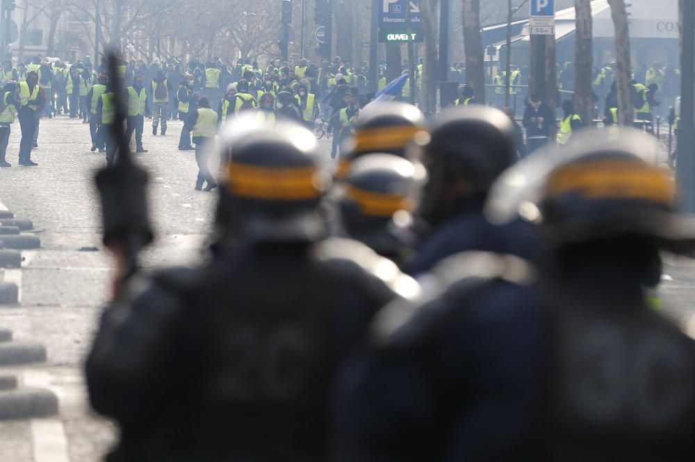 Protesta de los ''chalecos amarillos'' en París