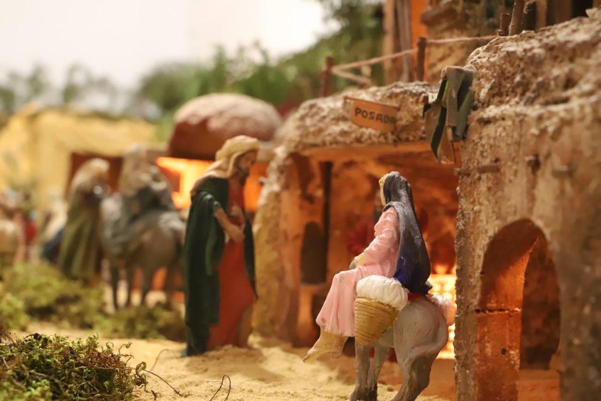 Los primeros premios del concurso de belenes de Cajasur 2024, en imágenes