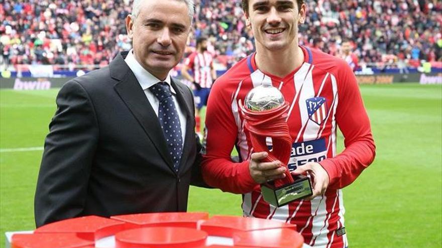 Griezmann iguala a Manolo