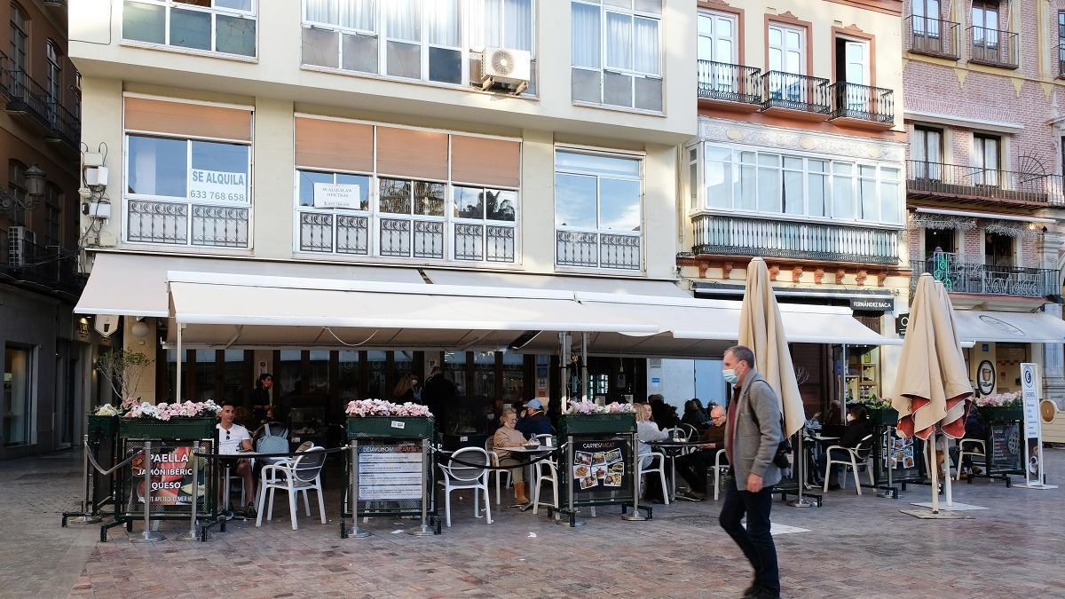 El Café Central está en la memoria histórica de Málaga. En la foto, una imagen de su último día de actividad.