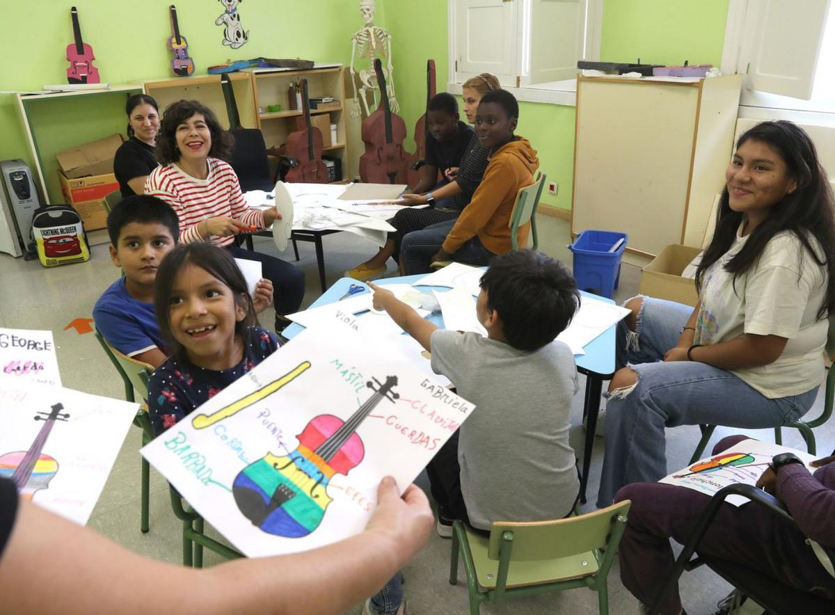 Alumnos del CEIP Vicente Risco, uno de los de mayor diversidad en Vigo.