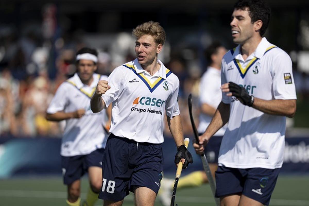 El jugador valenciano César Curiel.
