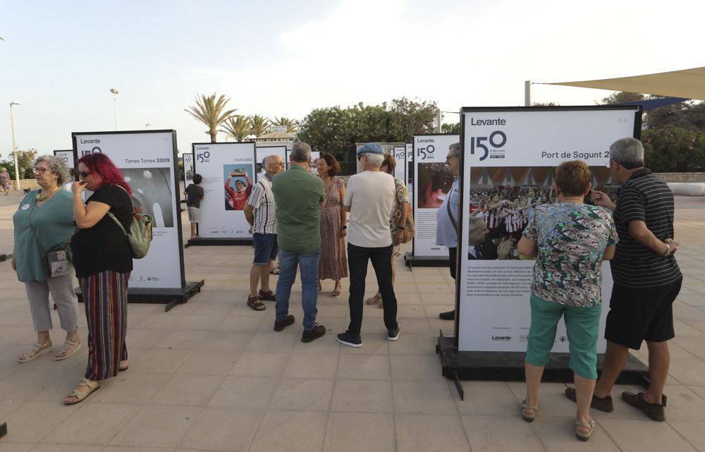 La exposición fotográfica de Camp de Morvedre, por el 150 aniversario de Levante-EMV, se traslada de Sagunt al Port de Sagunt.