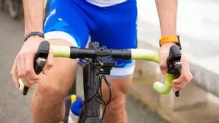 ¿Cuál es la función del vasto interno en ciclismo y por qué es importante?