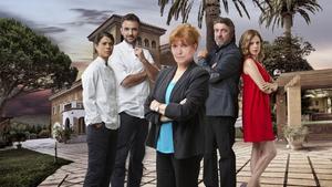 Algunos de los protagonistas del serial ’La Riera’, con Mercedes Sampietro al frente.