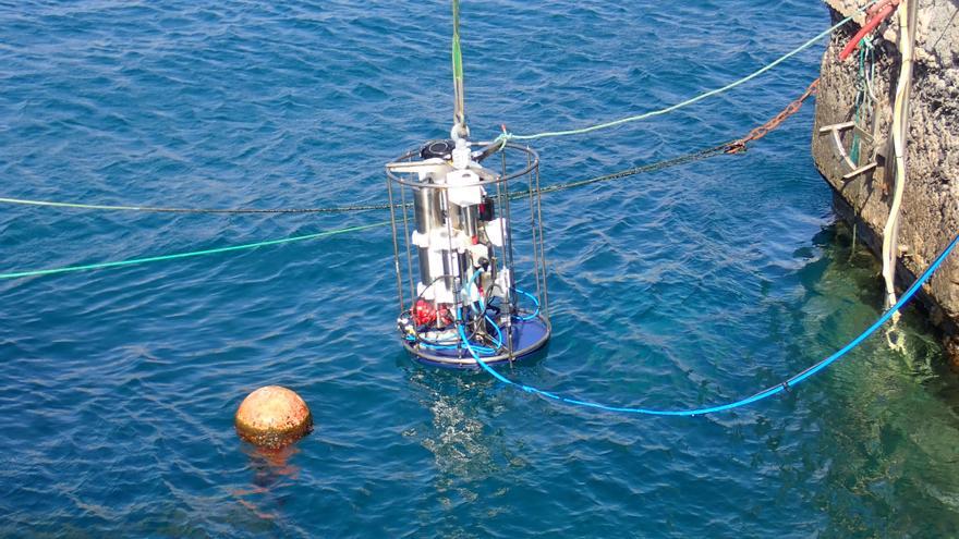 Estudian el impacto de la lava en el mar cerca de las fajanas