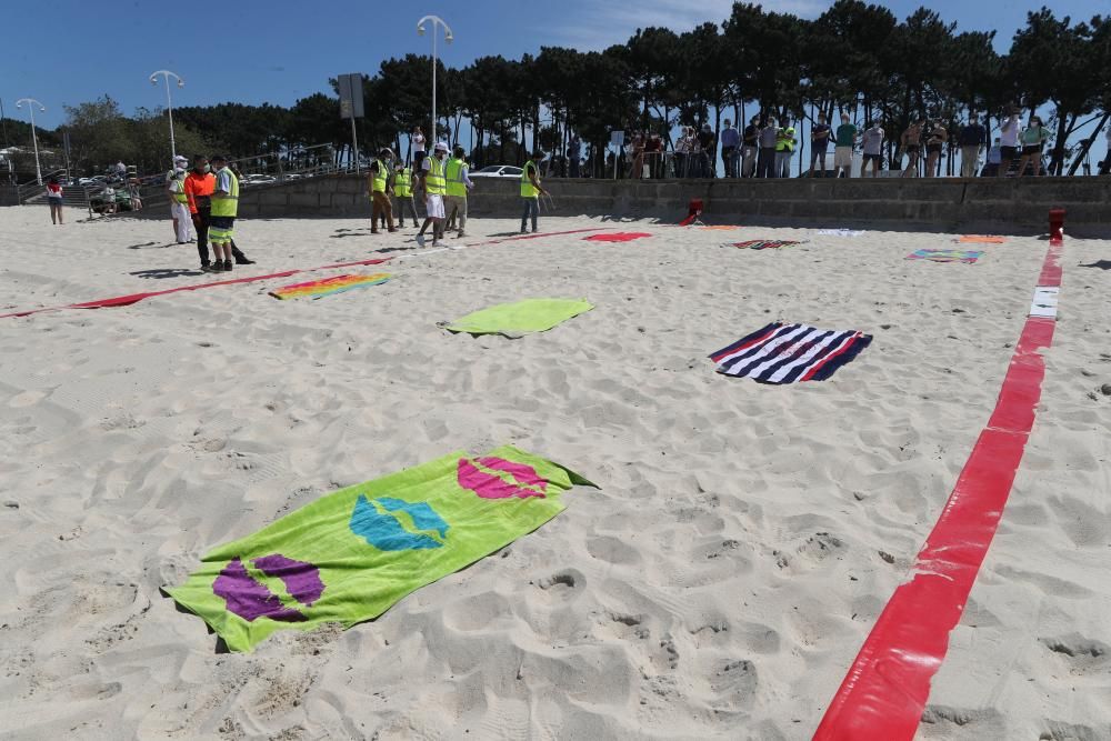 Caballero explica el sistema de seguridad para los arenales de Samil y O Vao.