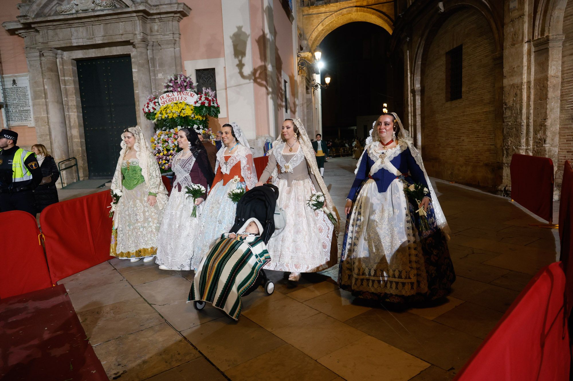 Todas las fotos de la Ofrenda del 17 de marzo por la calle de la Paz de 21:00 a 22:00 horas