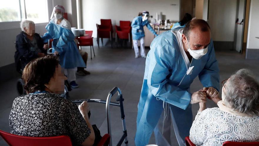 Cuatro muertos por coronavirus en Asturias y hospitales al 72% de su capacidad