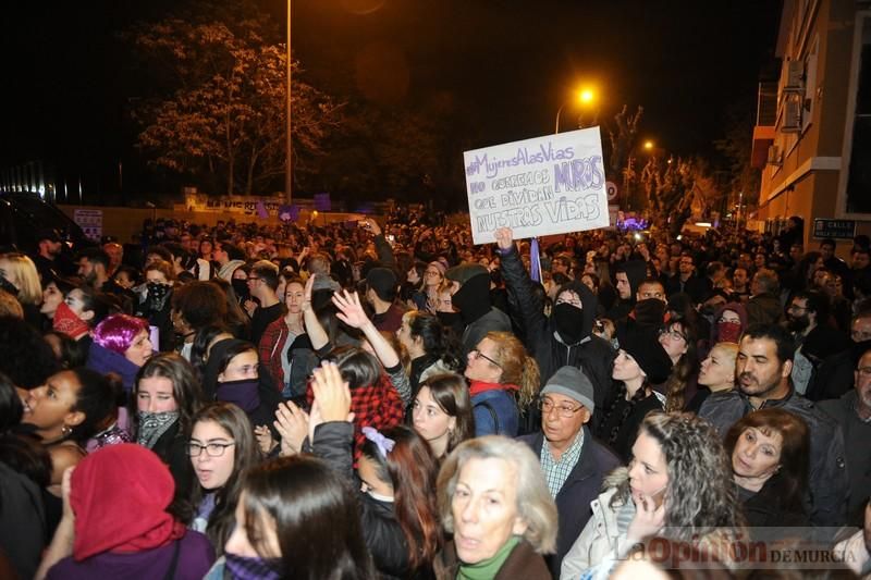 Vuelve la violencia a las vías con el 8 de Marzo