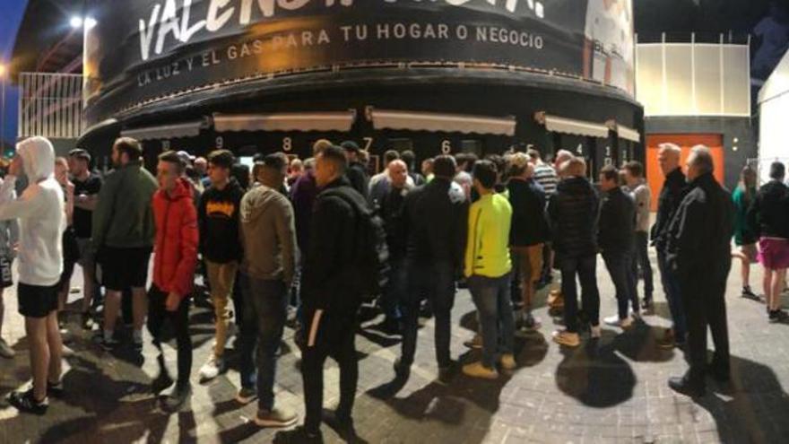 La afición del Celtic comienza la invasión en València