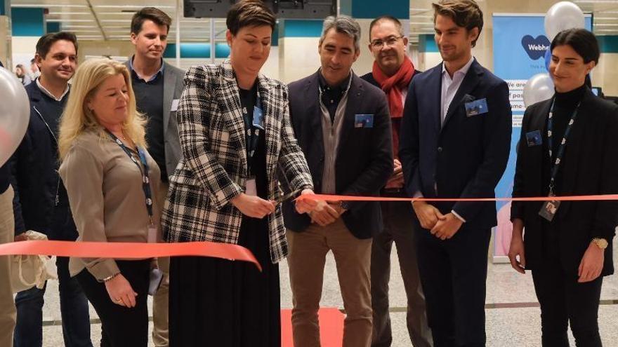 El alcalde, Víctor Navas, asistió a la inauguración de la primera fase.