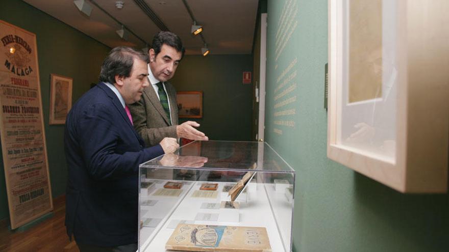 El alcalde presenta en Málaga la exposición sobre Picasso.