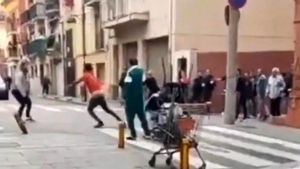 Dos ferits per arma de foc en una baralla entre grups rivals a Canovelles
