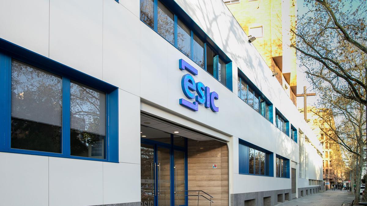 Fachada de ESIC Business & Marketing School, que tiene por lema ‘Aprender haciendo’.
