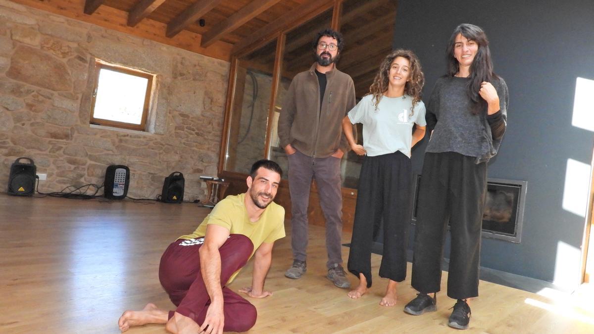 Carlos, Rubén, Eva y Nuria, en Amiadoso. //FERNANDO CASANOVA