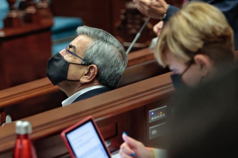 Pleno del Parlamento de Canarias