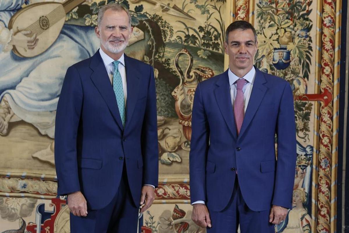 Pedro Sánchez se reúne con el Rey en el Palacio de Marivent Pedro Sánchez se reúne con el Rey en el Palacio de Marivent
