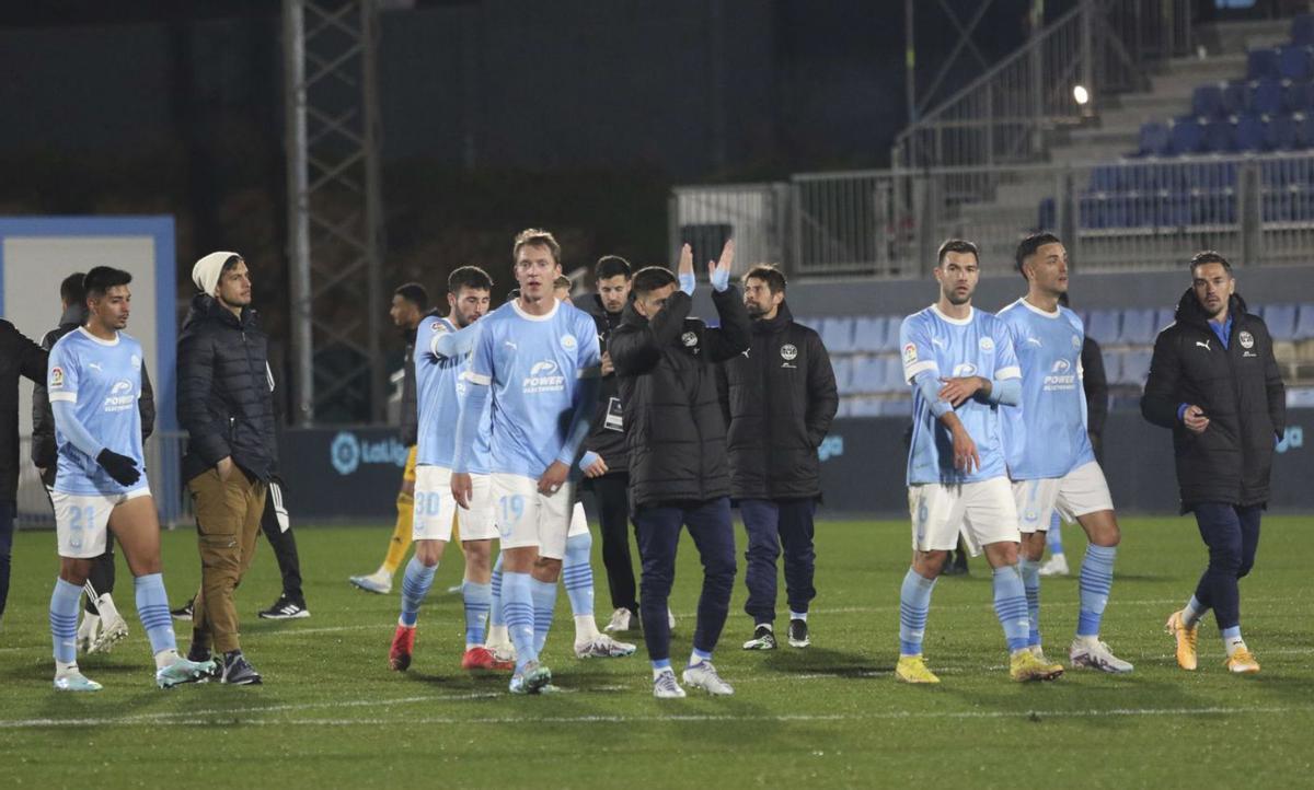 Celestes en el Palladium Can Misses la noche del partido contra la Ponferradina.