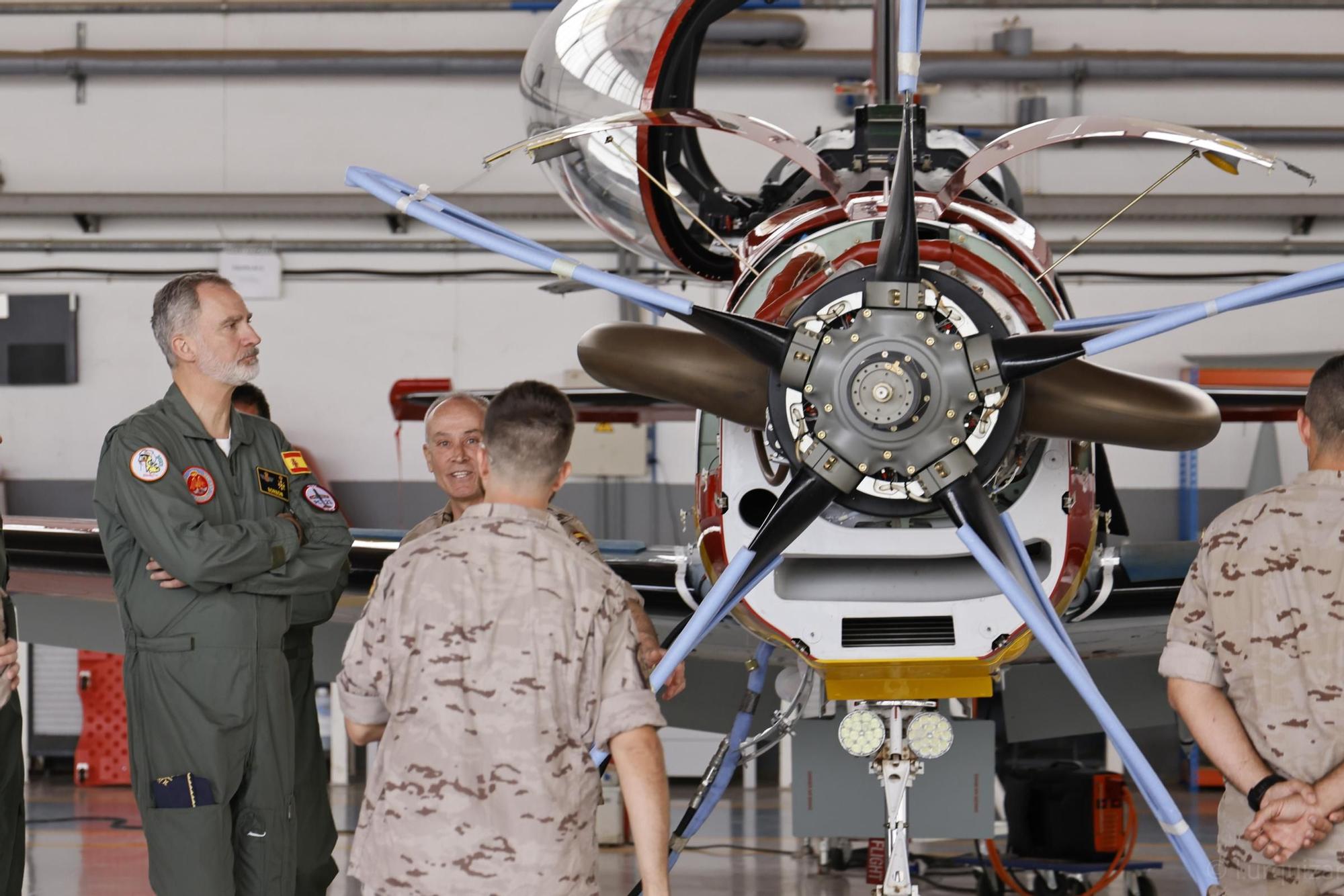 Las imágenes de la visita del rey Felipe VI a la Academia General del Aire en San Javier