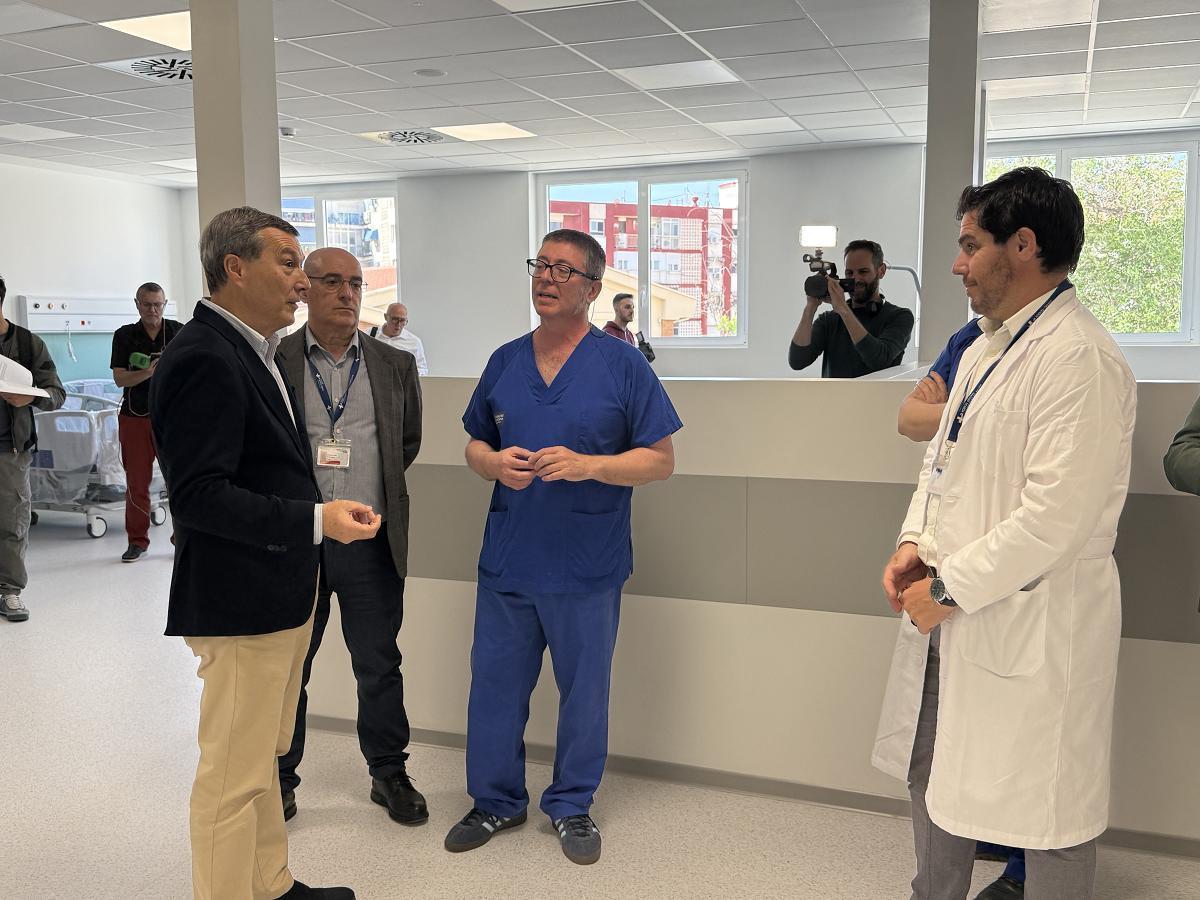 El conseller Marciano Gómez ha hablado sobre el hantavirus en el Doctor Balmis de Alicante.