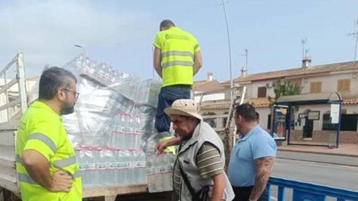 Nuevo punto de distribución de garrafas de agua potable en Murcia