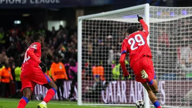 Bradley Barcola castiga al Chelsea con un gol decisivo que inclina el partido