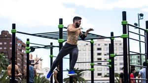 Parque de calistenia en Madrid Rio.