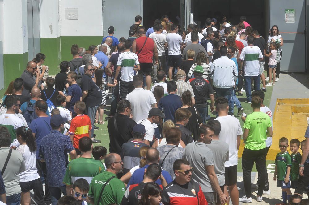 Debacle del Elche ante el colista