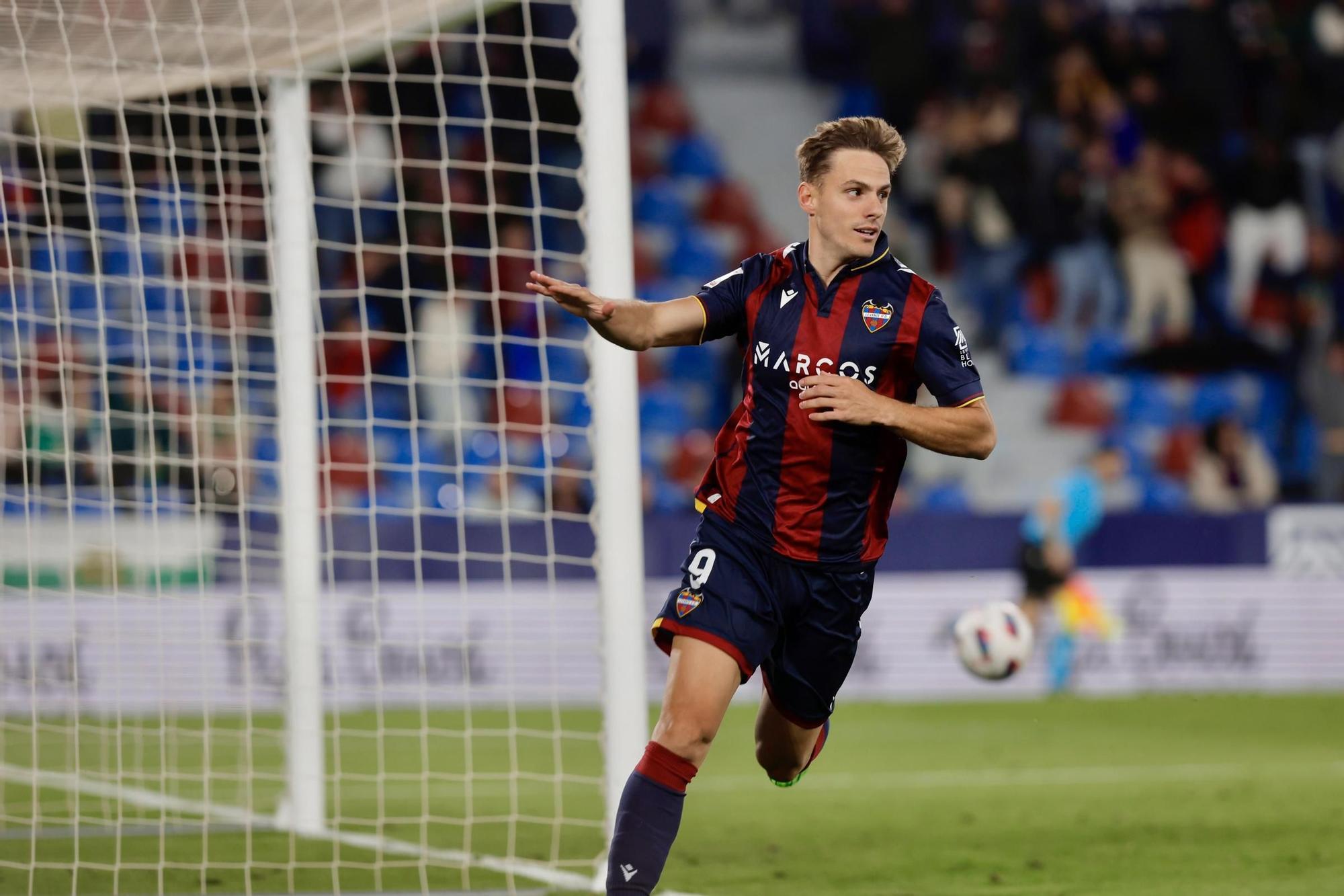 Levante UD - Elche CF en imágenes