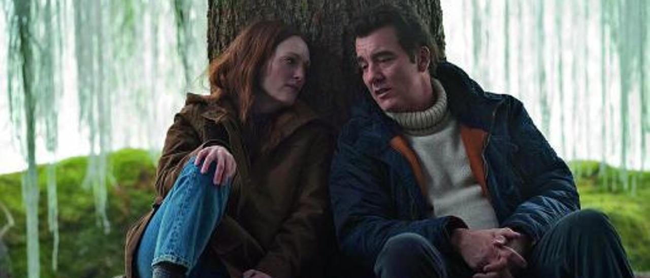 Julianne Moore y Clive Owen dan vida a los protagonistas de ‘La historia de Lisey’.   | (L) APPLE TV