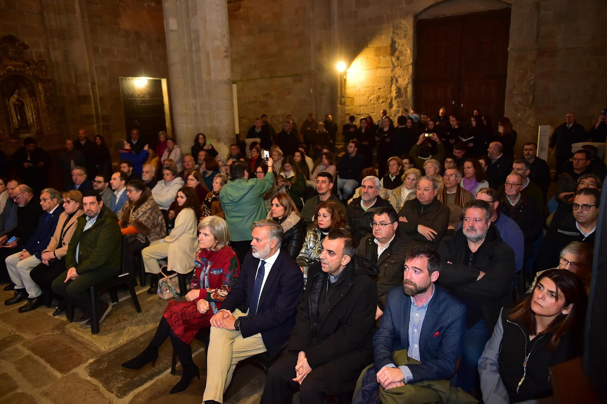 Así ha sido la presentación del cartel de la Semana Santa de Plasencia
