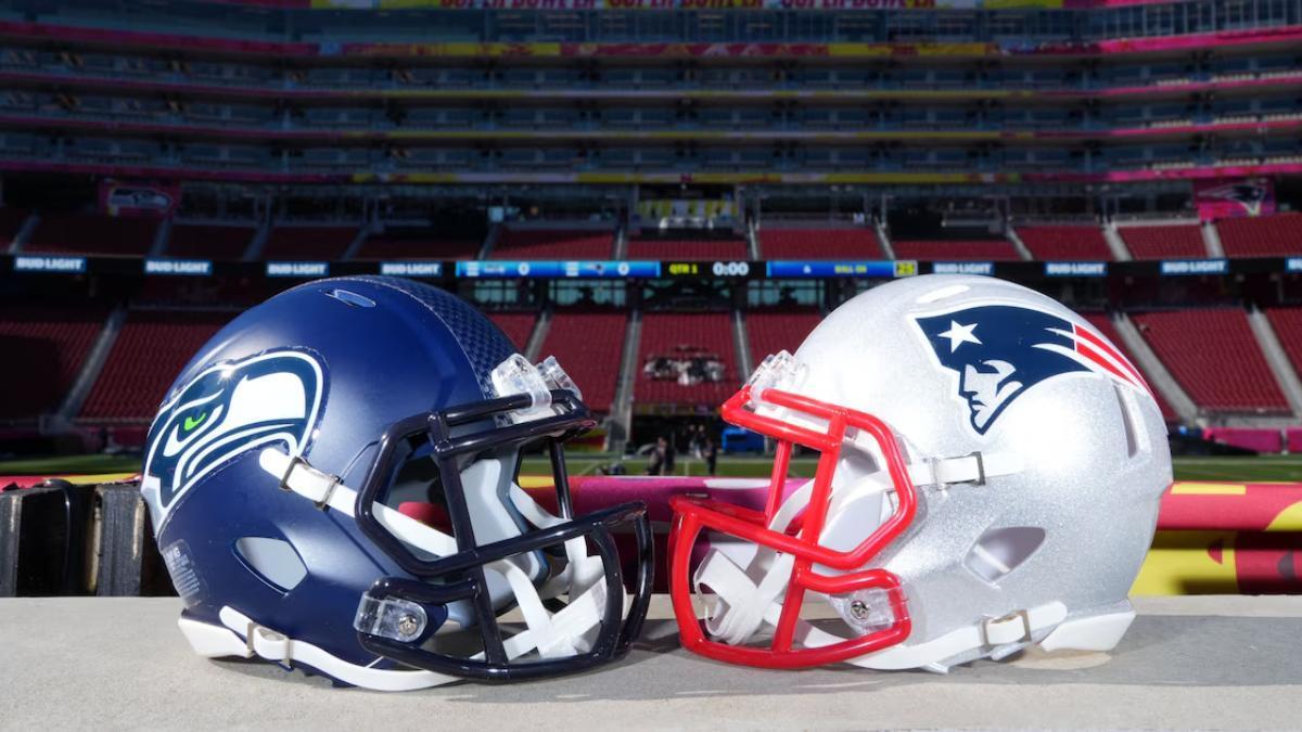 Los cascos de los dos equipos que se enfrentan esta noche en la final de la Super Bowl 2026, entre Patriots y Seahawks.