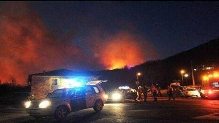 El fuego calcina ya mil hectáreas en el Pirineo