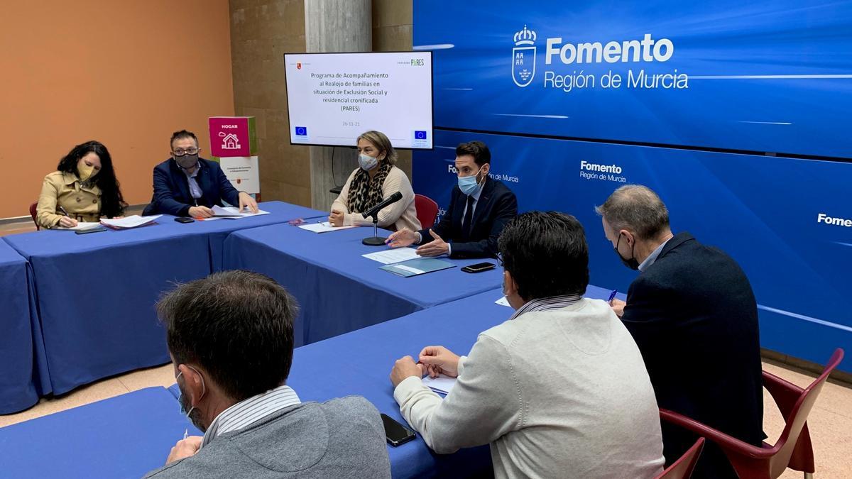 El director general de Vivienda, José Francisco Lajara, durante la última reunión de seguimiento.