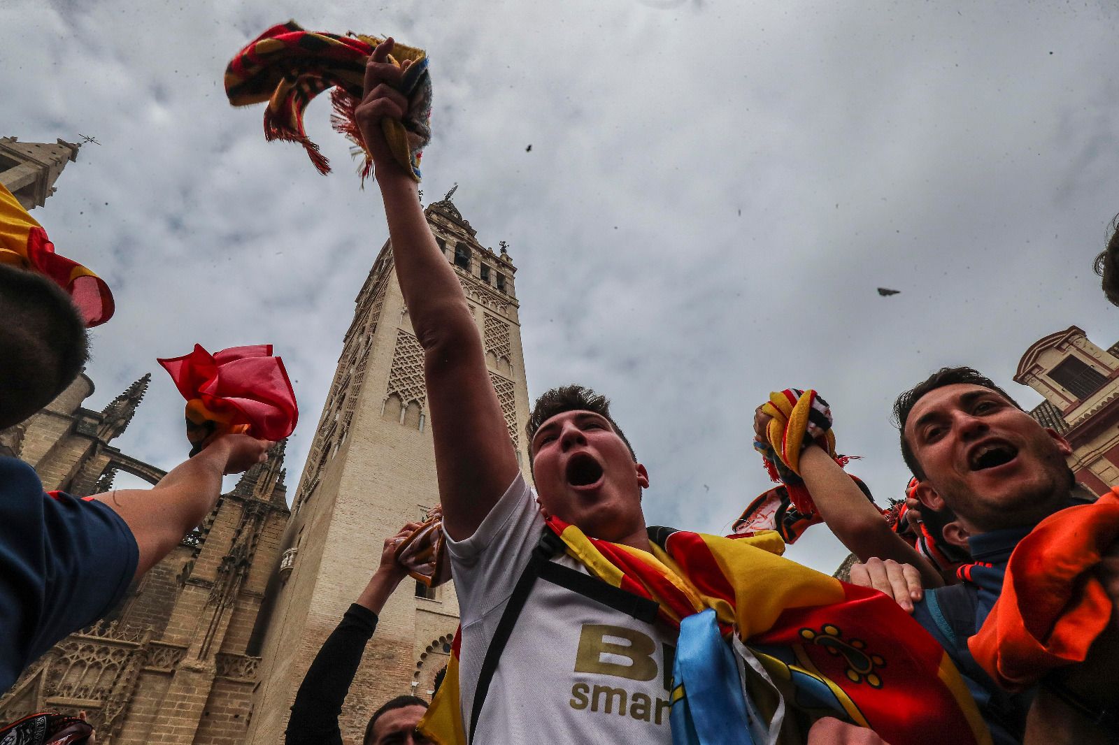 La afición valencianista toma Sevilla