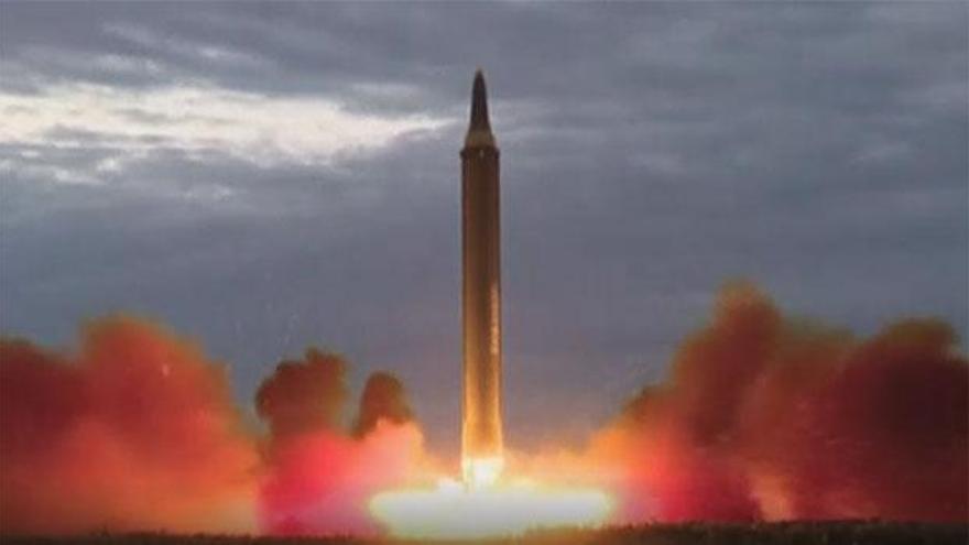 Seúl retira su oferta de diálogo a Pionyang tras su último misil