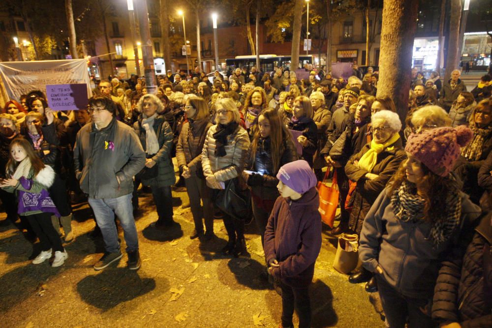 Cadena humana contra la violència masclista