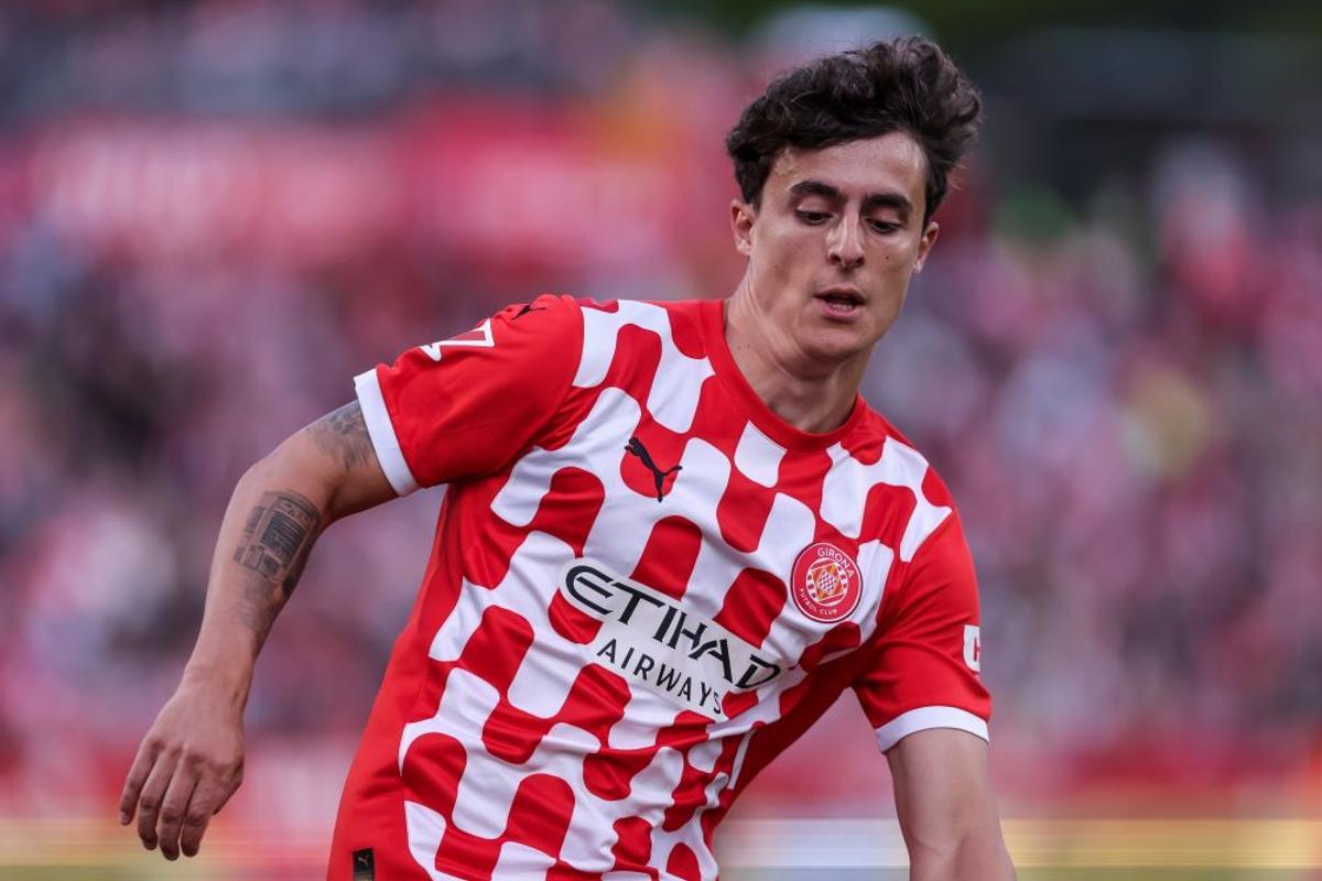 Francés, en un partido con el Girona.
