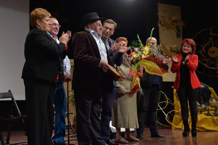 Juan Ramón Martel Dávila recibe el premio ...