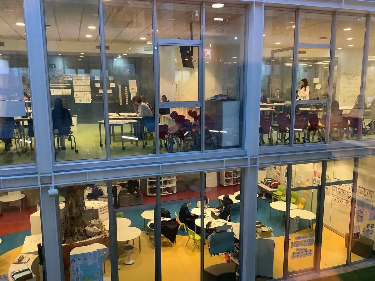 Se dividieron en 70 equipos.