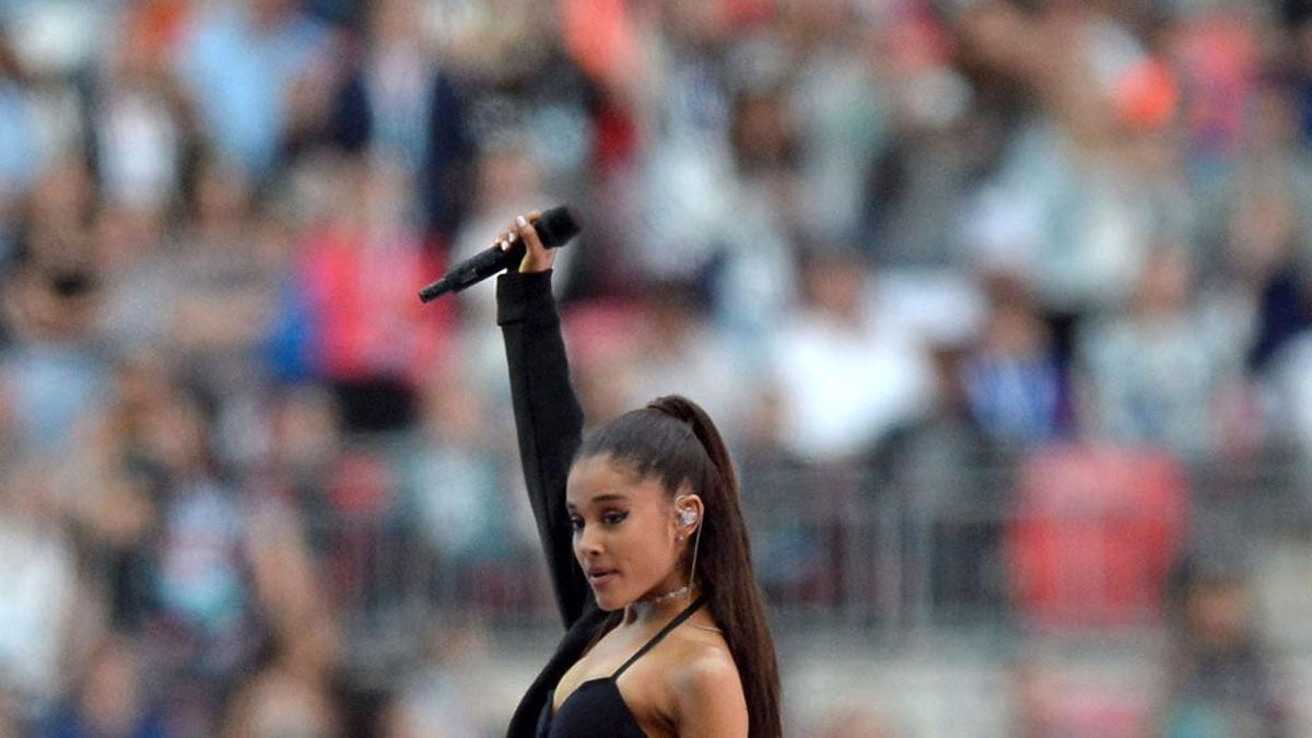 Ariana Grande en su concierto en Manchester