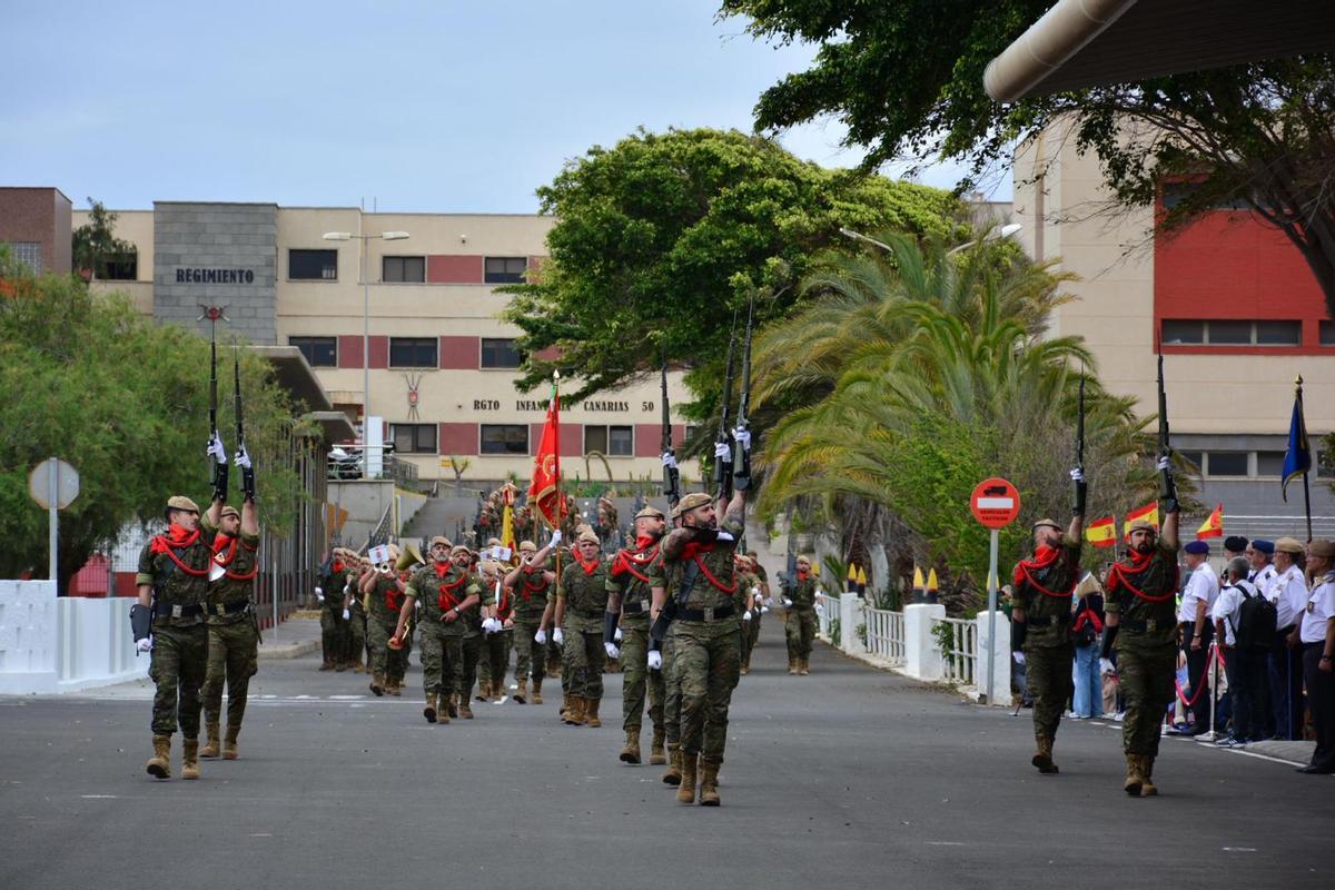Ejercicios militares de la Brigada Canarias XVI